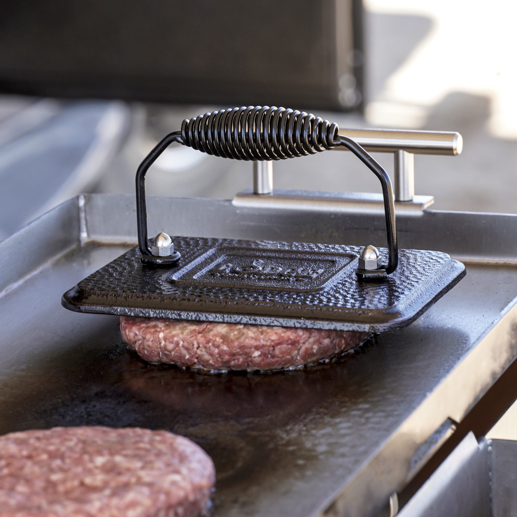 Outdoor Plus The Overlander Metal Grill